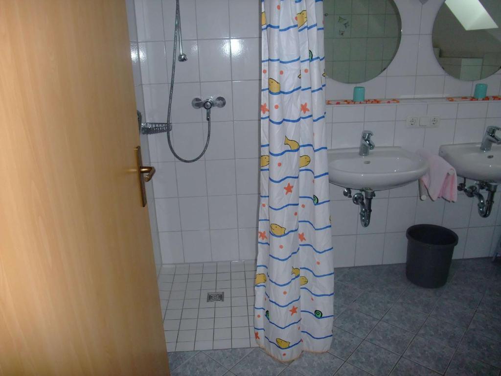 Gasthof Alte Post اوبرتروباخ الغرفة الصورة